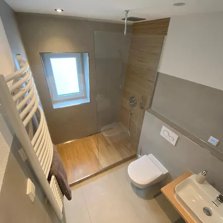 Am Osthafen Apartament *